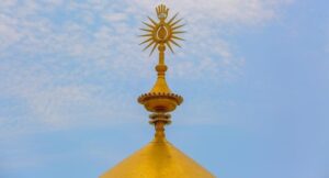 Kubah Emas Makam Imam Ali